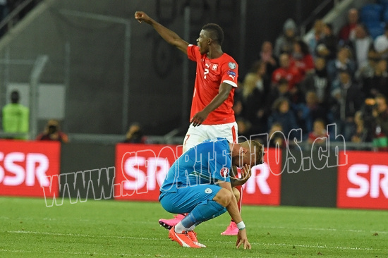 Javier Santana juega 46 minutos-El Tuggen gana 3-1 en Suiza